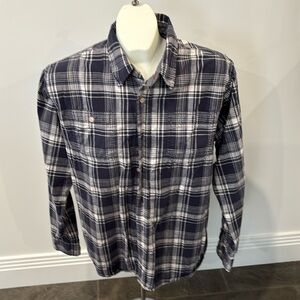 Wrangler men’s long sleeve plaid shirt